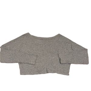 Off the shoulders warm grey loose long sleeved crop top